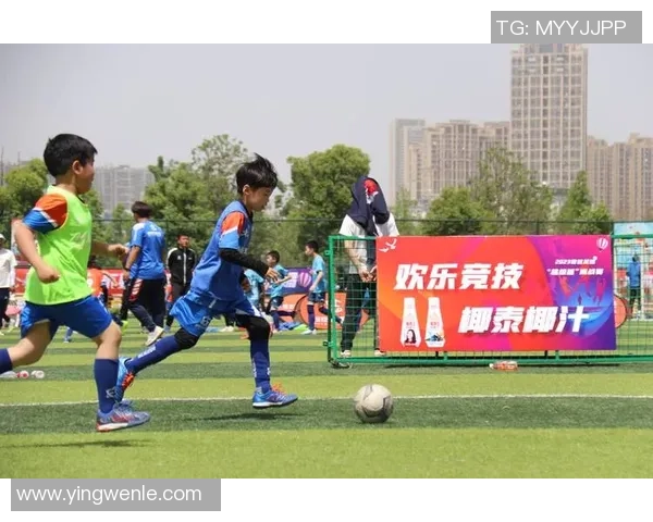 盛乐蒙羊足球俱乐部携手社区共建足球文化助力青少年成长与发展