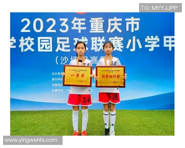 足球少年埃的梦想与奋斗之路在绿茵场上绽放光彩